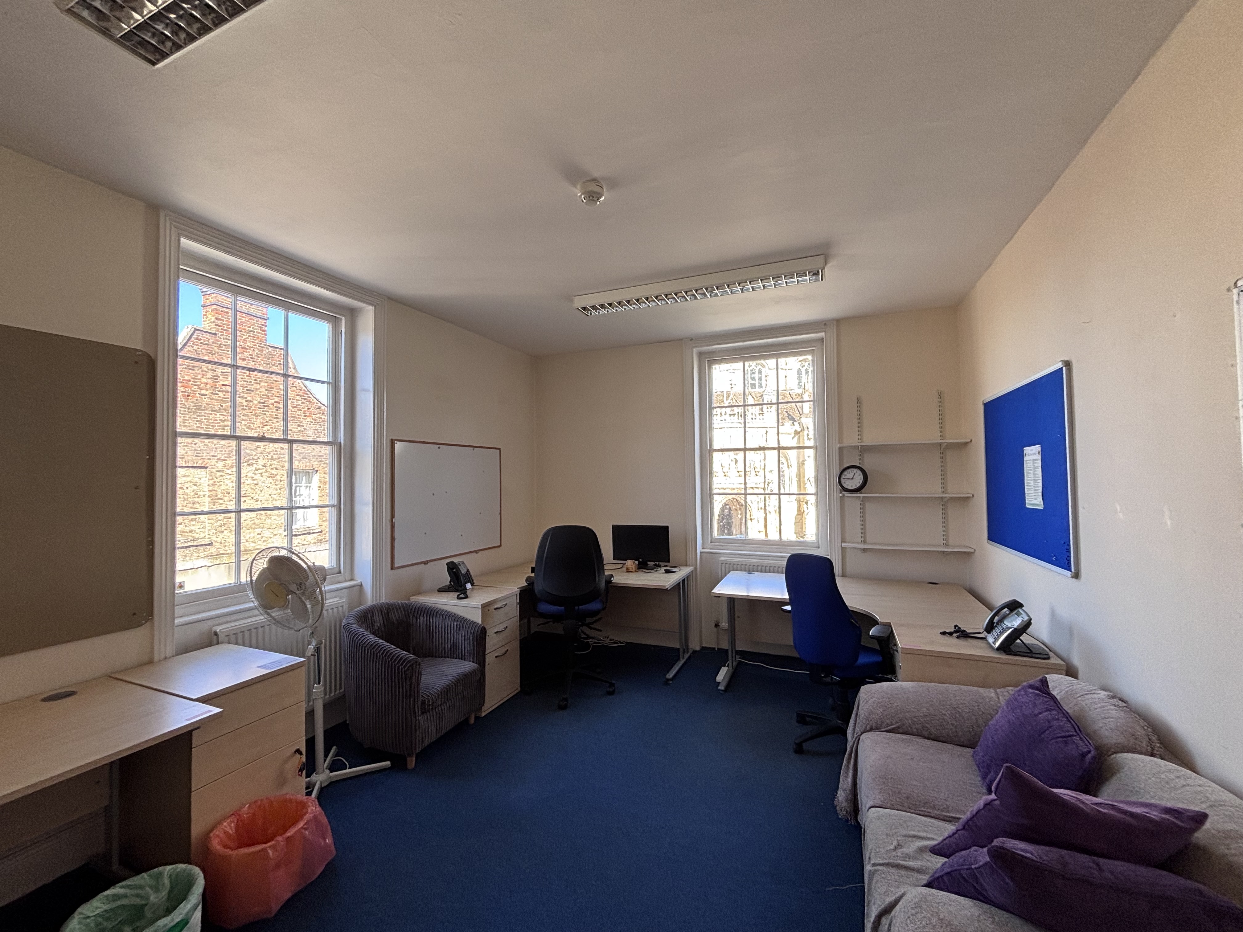 4 College Street 5879