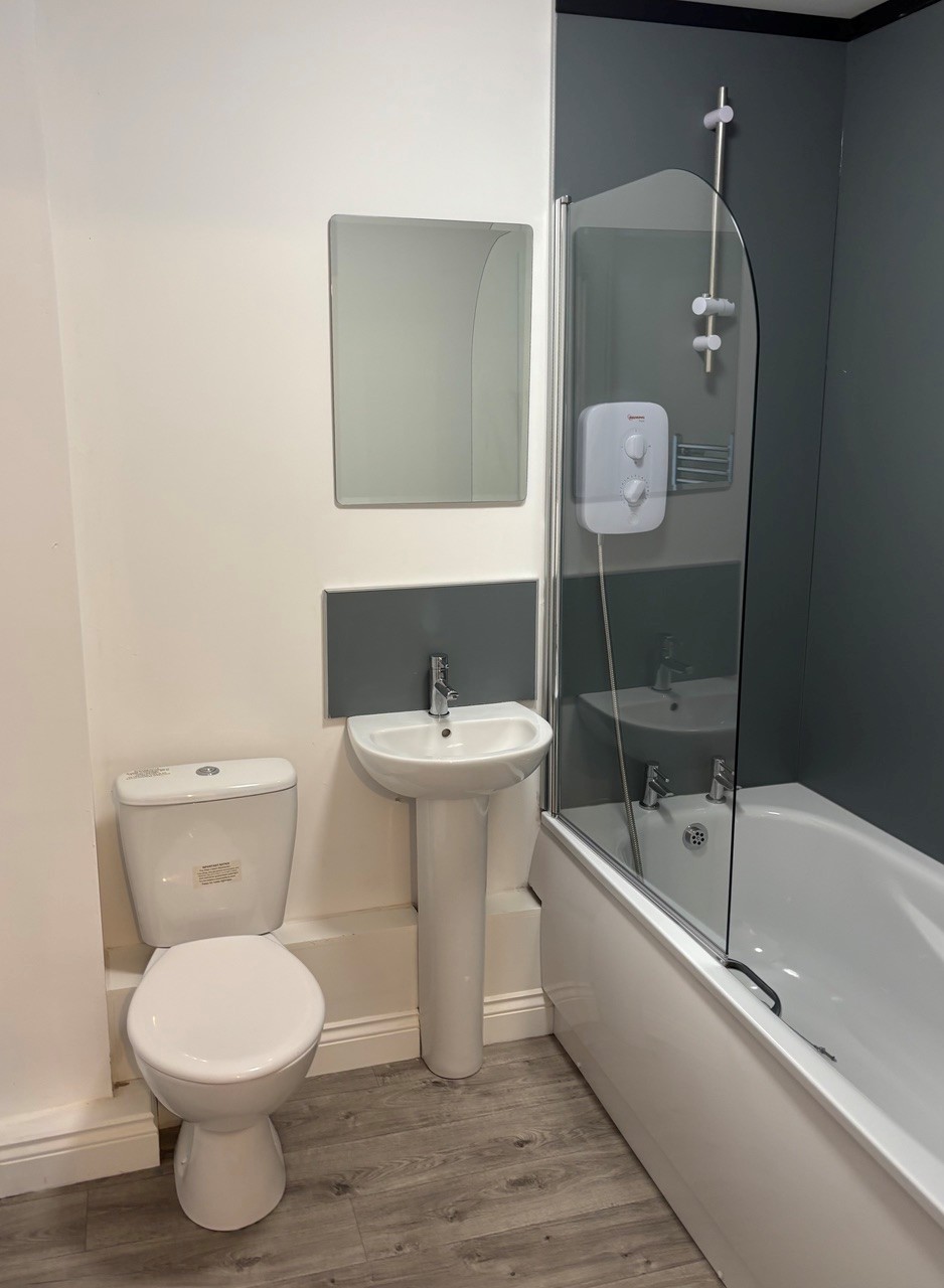 Albion Chambers Bathroom 2